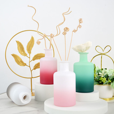Buy Round Reed Diffuser Gift Set Luxury Home 200ml Massage Oil Glass Bottles online manufacture