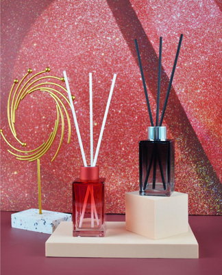 Buy Empty 100ml Square Reed Diffuser Glass Bottle In Gradient Color With Aluminum Screw Cap online manufacture