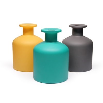 kopen Gemaakt gekleurd glas riet diffuser flessen klassieke 200 ml grote capaciteit online manufacture