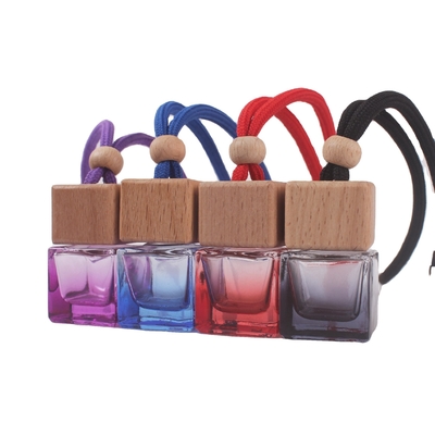 Bom preço Garrafa de perfume de carro de cor Espelho pendurado Garrafa de difusor de arrefecimento de ar de carro on-line