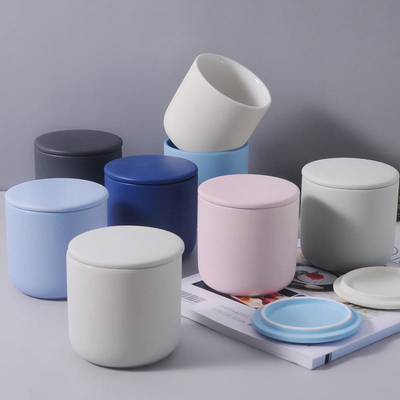 Buon prezzo Vaso di candela di lusso cilindrico Matte vuoto Geometrico Vaso di candela in ceramica con coperchio in linea